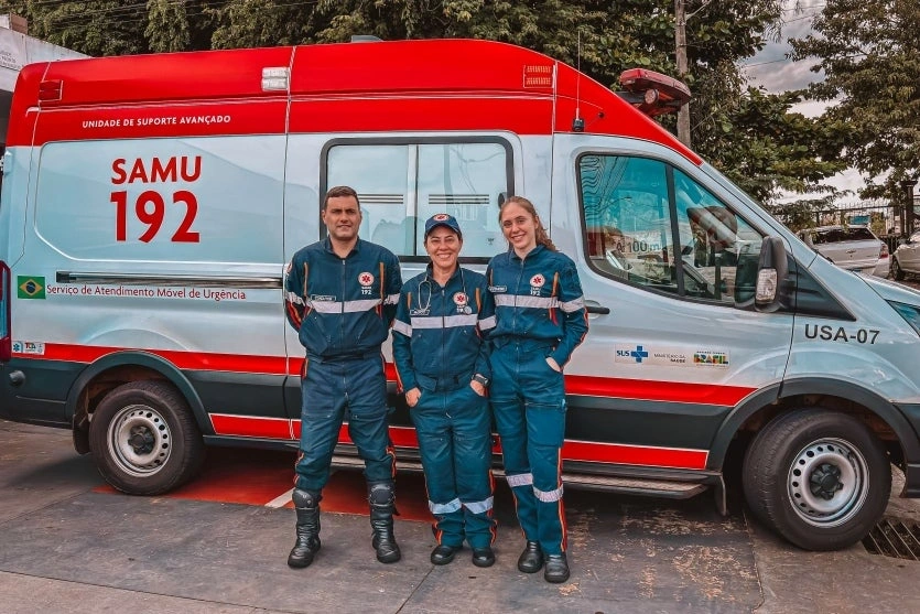 Bebê “apressadinho” nasce dentro de ambulância do Samu durante transferência para Palotina