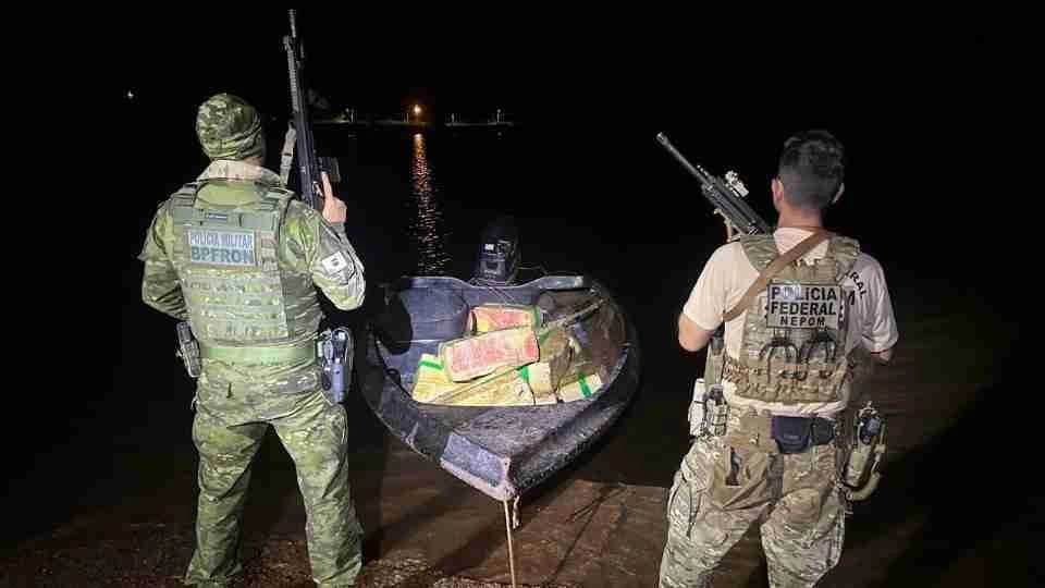 Forças policiais apreendem 677 quilos de maconha no Lago de Itaipu, em Santa Helena