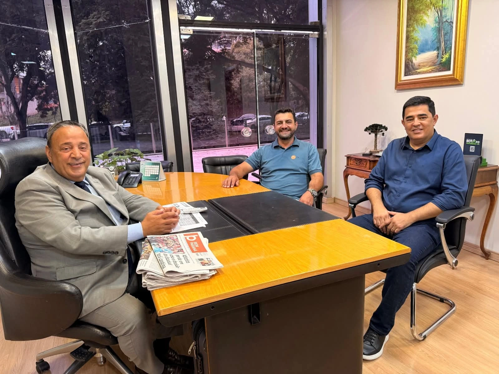 Em Curitiba, prefeito Backes reforça cobrança pela finalização da sede do BPFRON