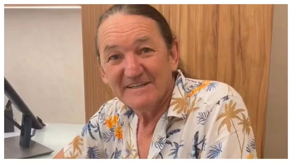 Humorista Marquito é extubado e respira sem aparelhos após cirurgia; hospital mantém quadro como grave