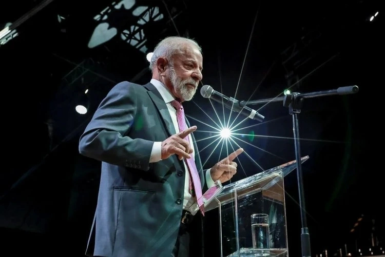 Governo Lula prepara pacote de ajuda humanitária a Cuba que pode chegar a R$ 50 milhões