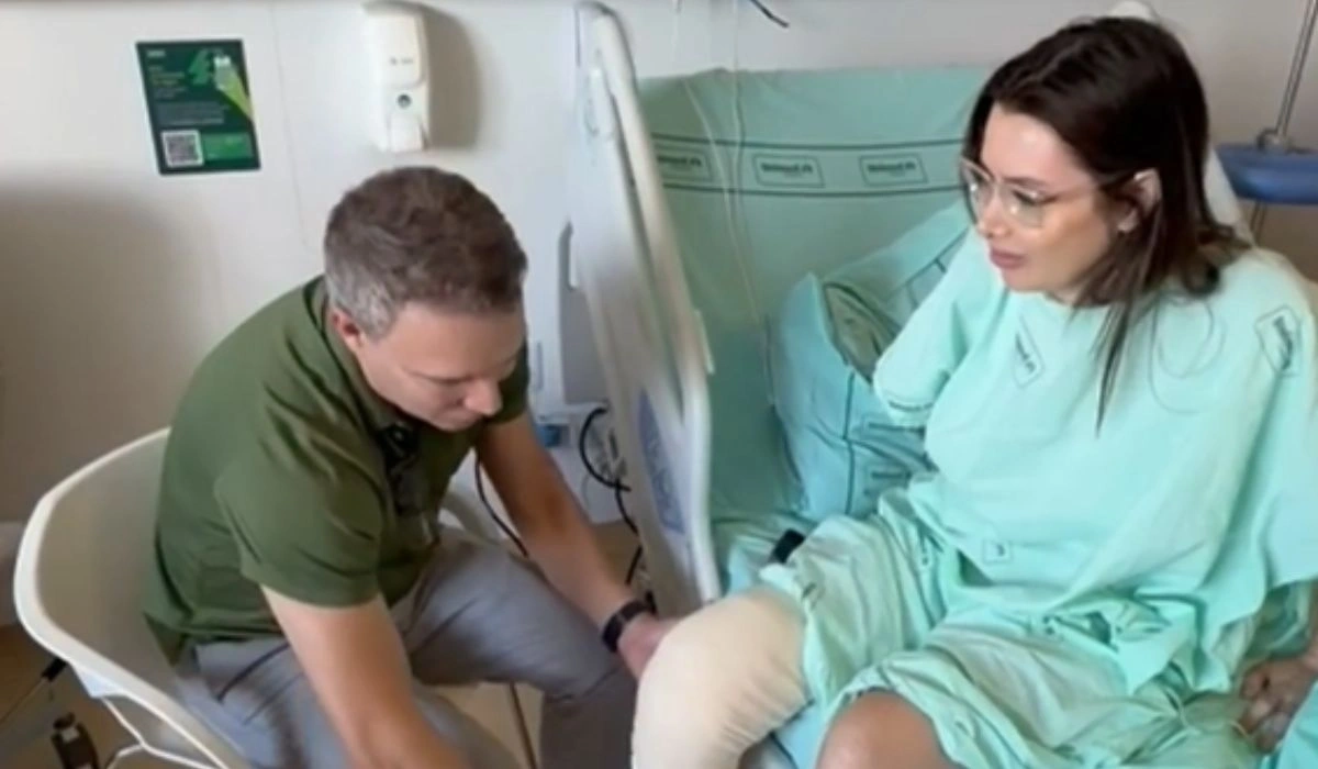 ‘Seis fraturas’: médico de Carol de Toni atualiza quadro de saúde após ataque de cão em SC