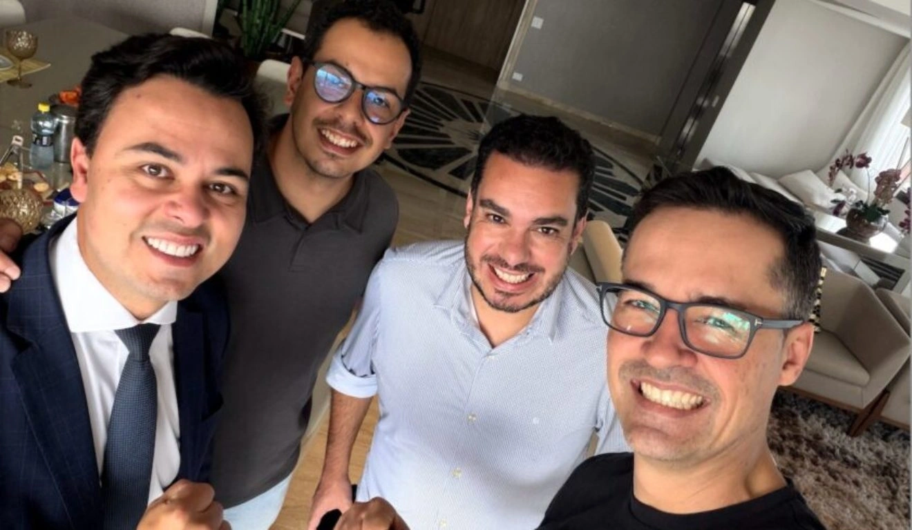 Em reunião com Ratinho, Novo diz que vai com Moro na eleição