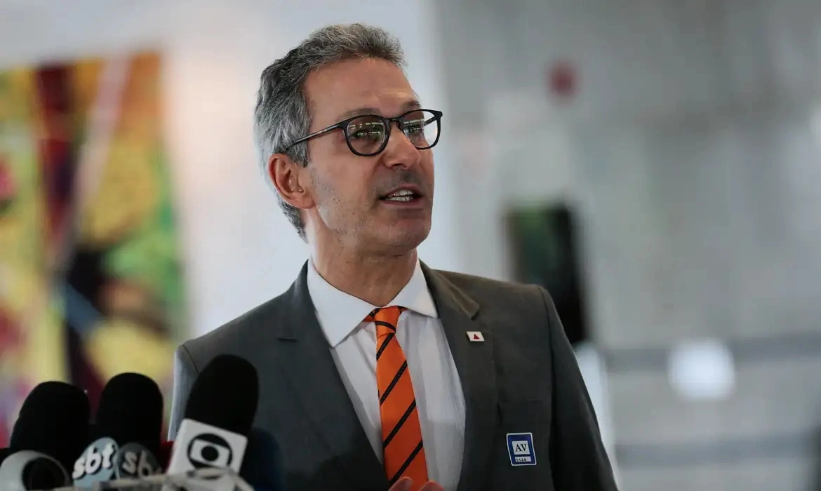 PL sugere Zema como vice de Flávio Bolsonaro: ‘Excelente vice’